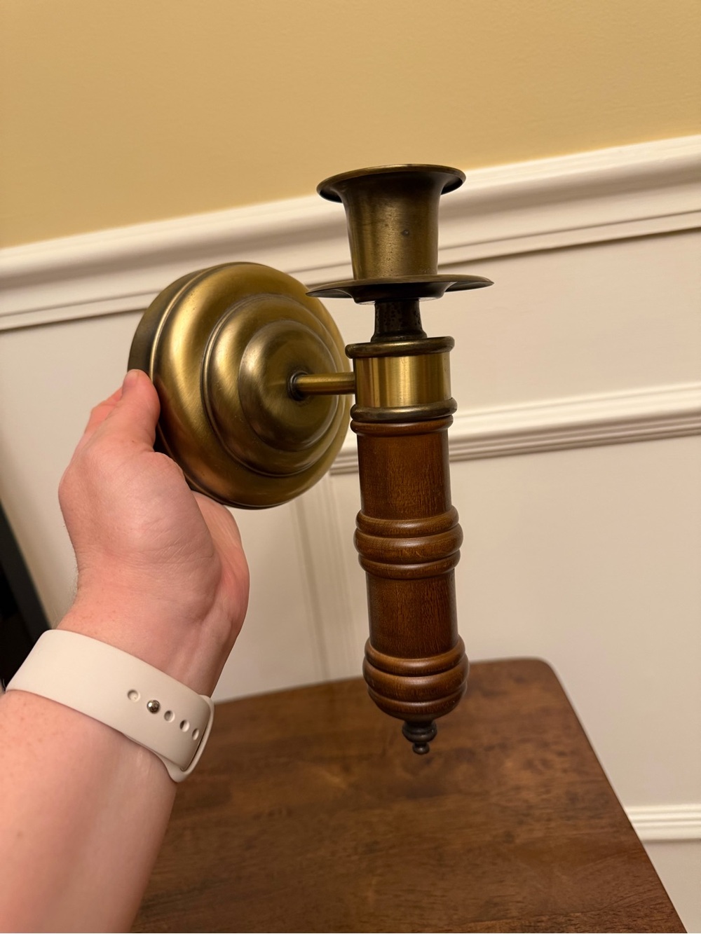 Homco vintage wood and brass sconce